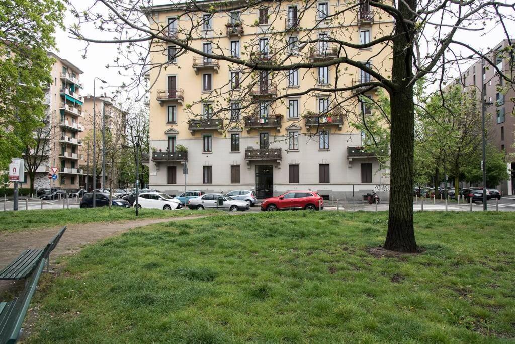 Mico 1 Bedroom Apartment - Youhosty Milano Eksteriør billede